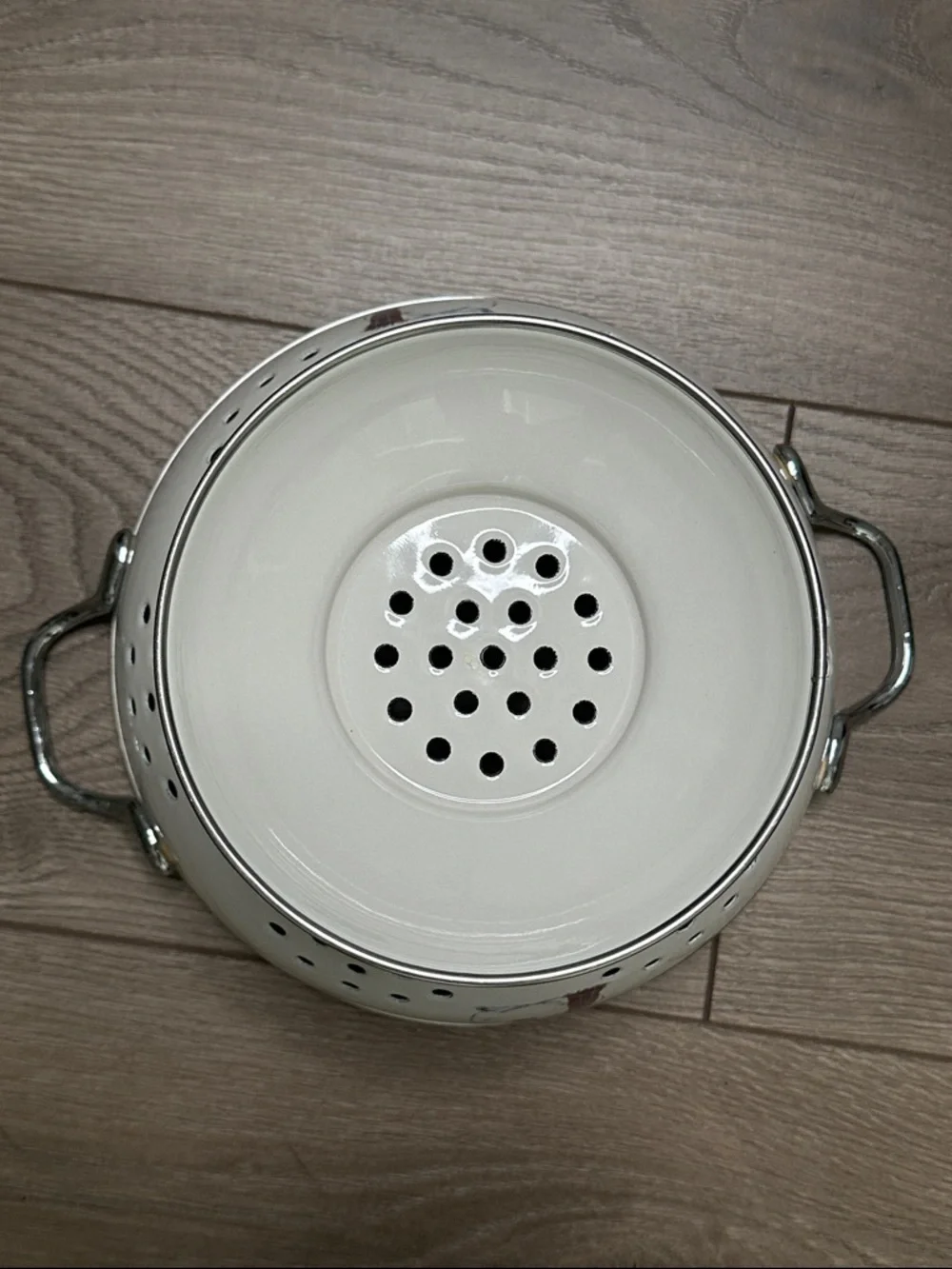 Pfaltzgraff Snow Bear Holiday Enameled Metal Colander 3 Quart‎